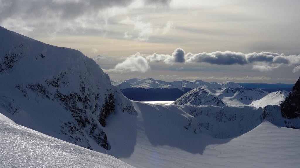 cerro alvear derriere
