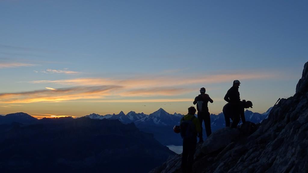 4 crew arete du doigt
