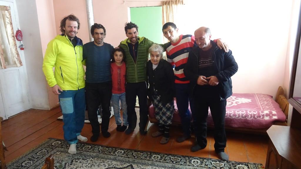 8 Didi Samsari - 13 famille